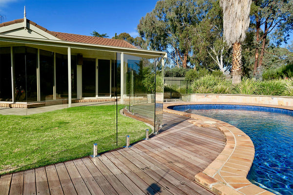 Home Maintenance Remedies For Your Glass Pool Fencing This Summer